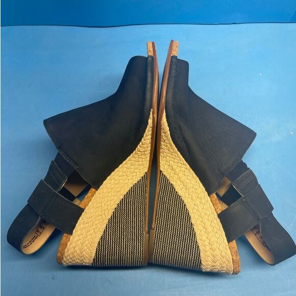 Clarks Navy Leather Cork Wedge Sandals Sz 6.5 Soft Cushion Slingback EU 37 - Picture 2 of 10